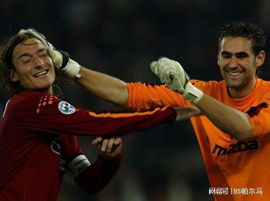 博鱼-卡佩罗信任的门将，年少成名却在罗马神经属性，26岁走下坡路